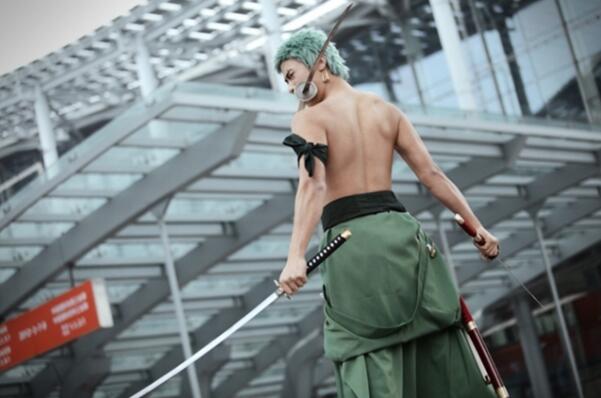 从小迷恋贝克汉姆的凯恩,长大后终于成了偶像当初的样子:电竞在线观看(图1) 足球直播